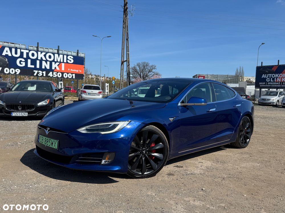 Tesla Model S 90 D Performance - 1