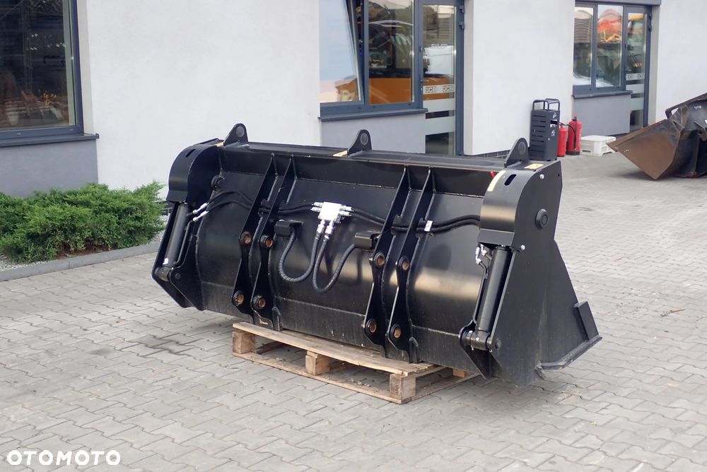 JCB 3 CX, 4CX Łyżka 4w1 - 3