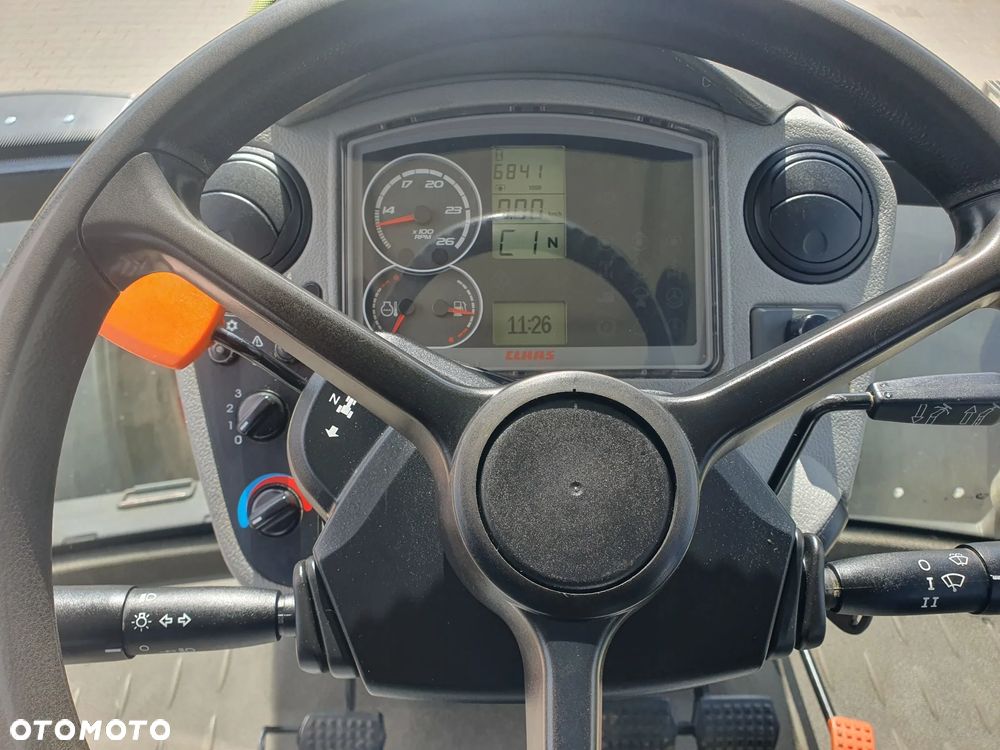 Claas Arion 410 - 13