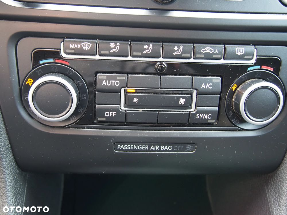 Volkswagen Golf 1.6 TDI DPF Trendline - 16