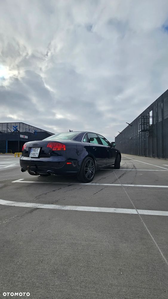 Audi A4 Limousine 2.0T FSI Quattro Tiptr - 5