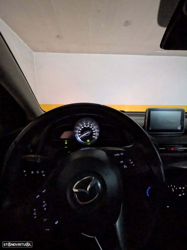 Mazda 2 1.5 Sky.Evolve Navi - 10