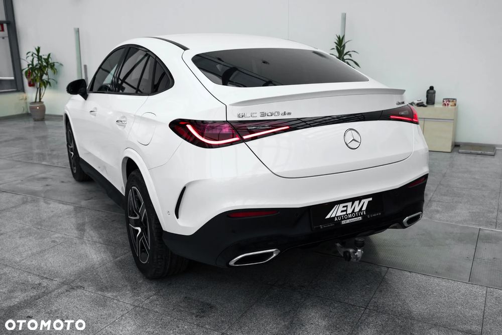 Mercedes-Benz GLC 300 de 4Matic 9G-TRONIC AMG Line - 8