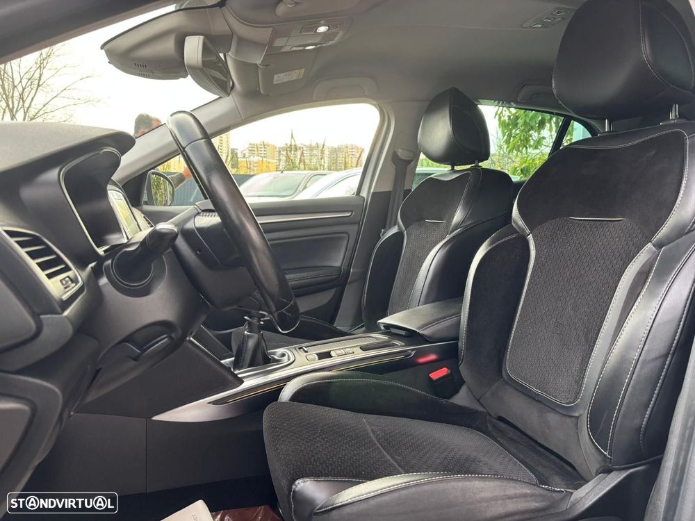 Renault Mégane - 16