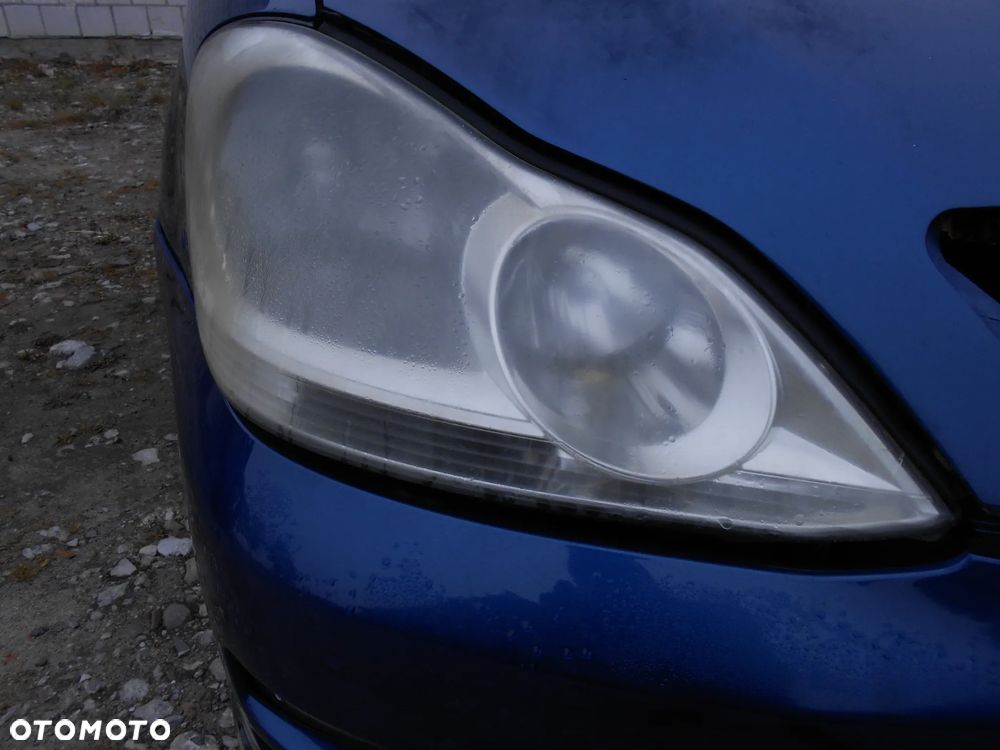 TOYOTA AVENSIS VERSO 2.0 D4D 116 KM LIFT 05R. SILNIK MASKA LAMPA BŁOTNIK - 2