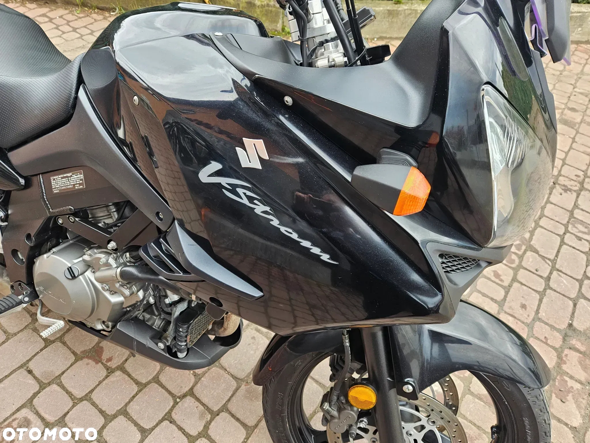 Suzuki DL - 9