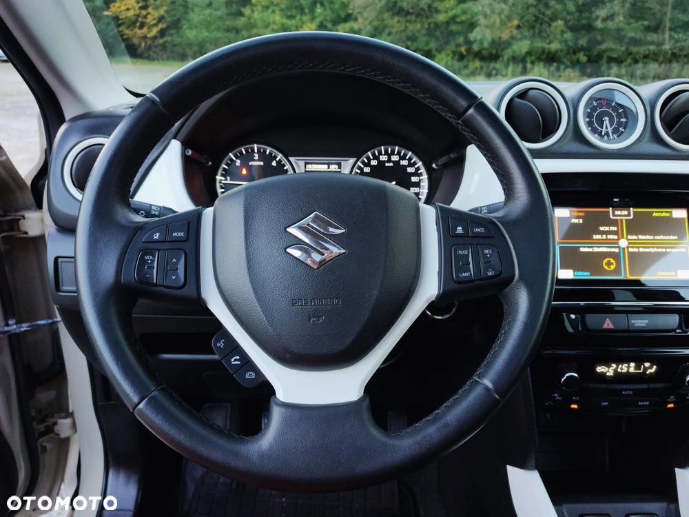 Suzuki Vitara 1.6 DDiS (4x4) Allgrip Comfort+ - 29