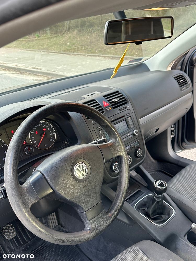 Volkswagen Jetta 1.6 United - 11
