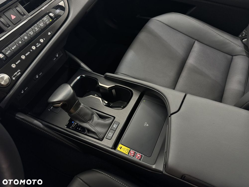 Lexus ES - 30