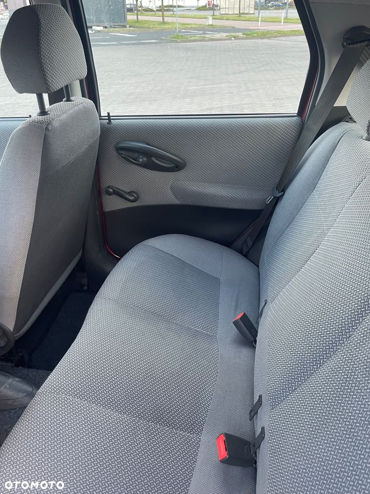 Fiat Punto 1.2 8V - 7