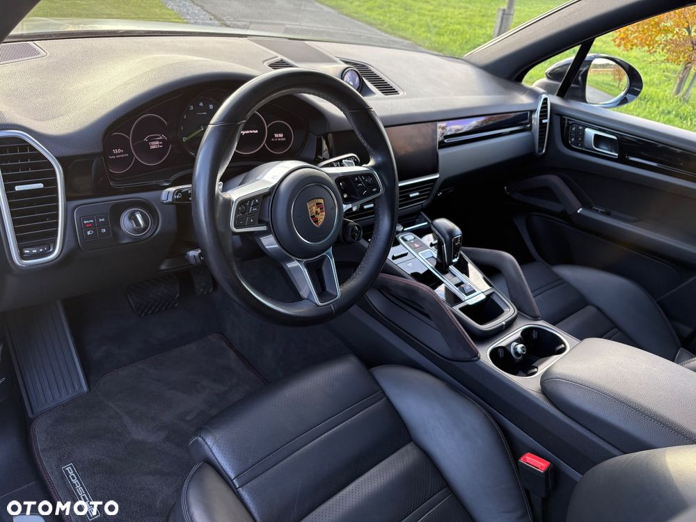 Porsche Cayenne E-Hybrid Platinum Edition - 16