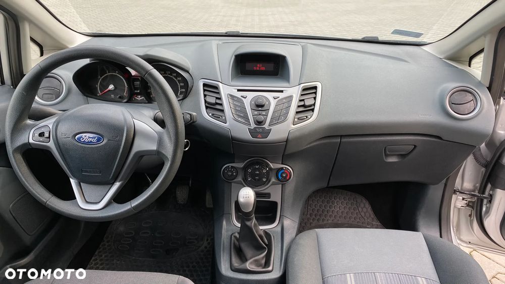 Ford Fiesta - 19