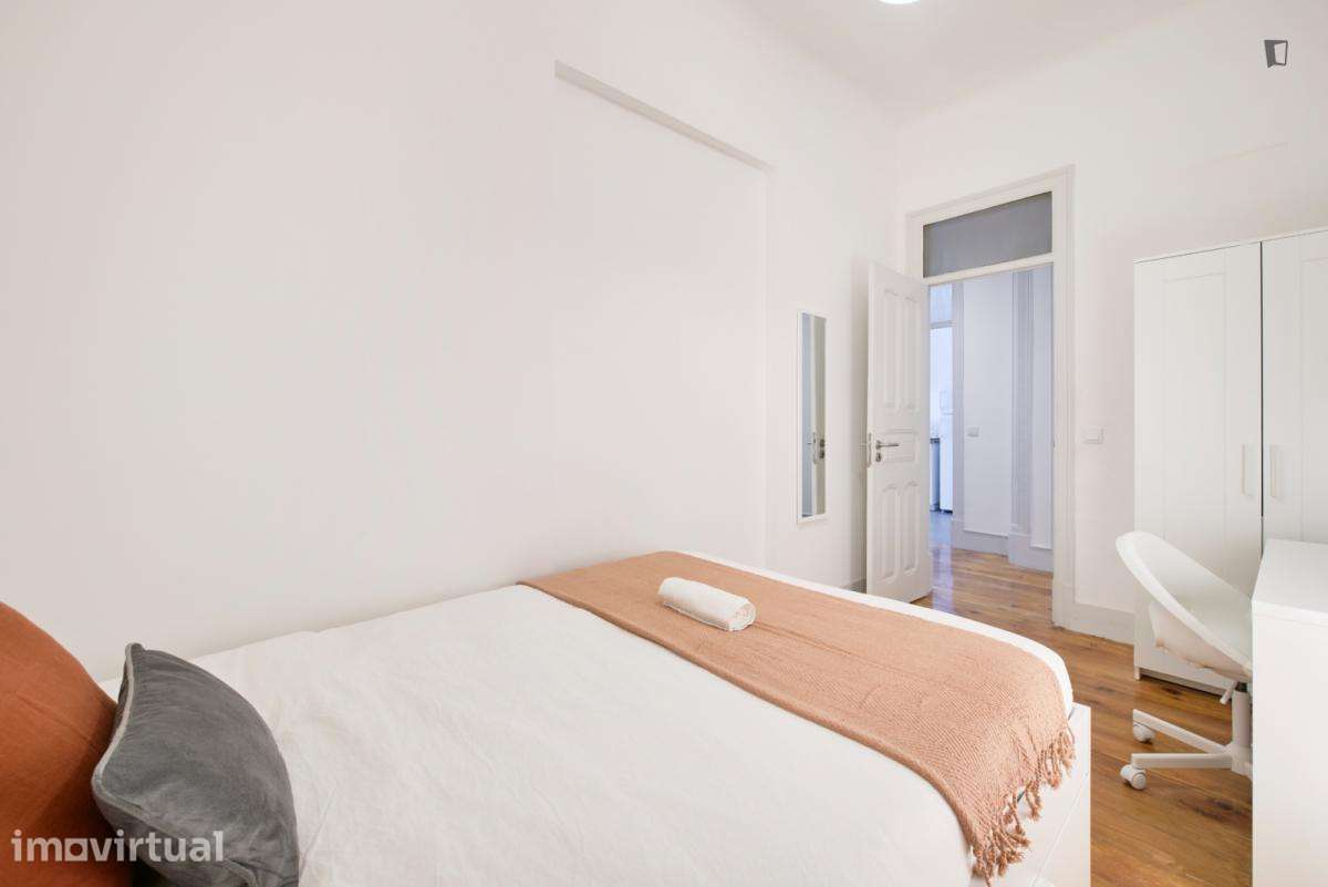 Quarto - localizado em Entrecampos Lisbon - Grande imagem: 3/21