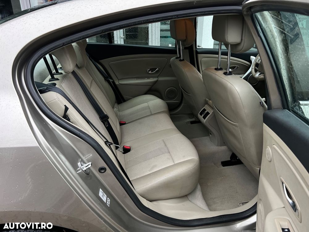 Renault Fluence 1.6 Dynamique - 15