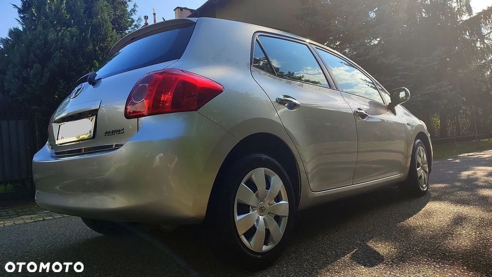 Toyota Auris 1.4 VVT-i Team - 31