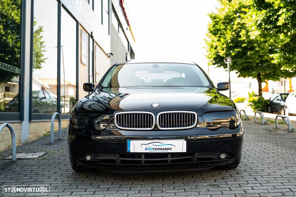 BMW 745 i LA - 2