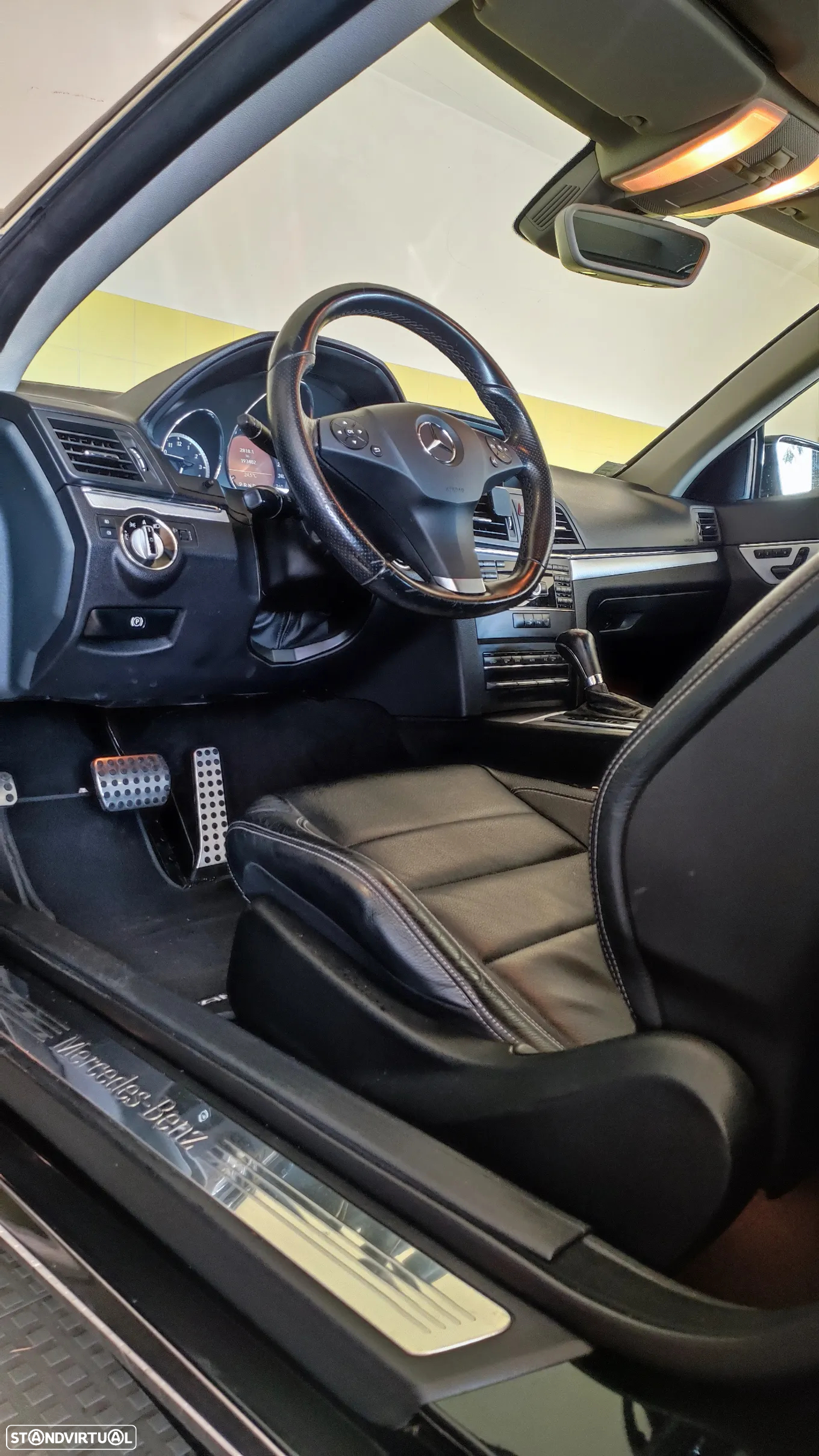 Mercedes-Benz E 250 CGi Avantgarde BlueEfficiency - 4