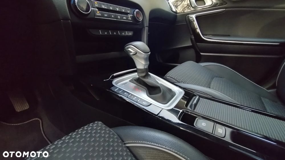 Kia XCeed 1.5 T-GDI L Business Line DCT - 22