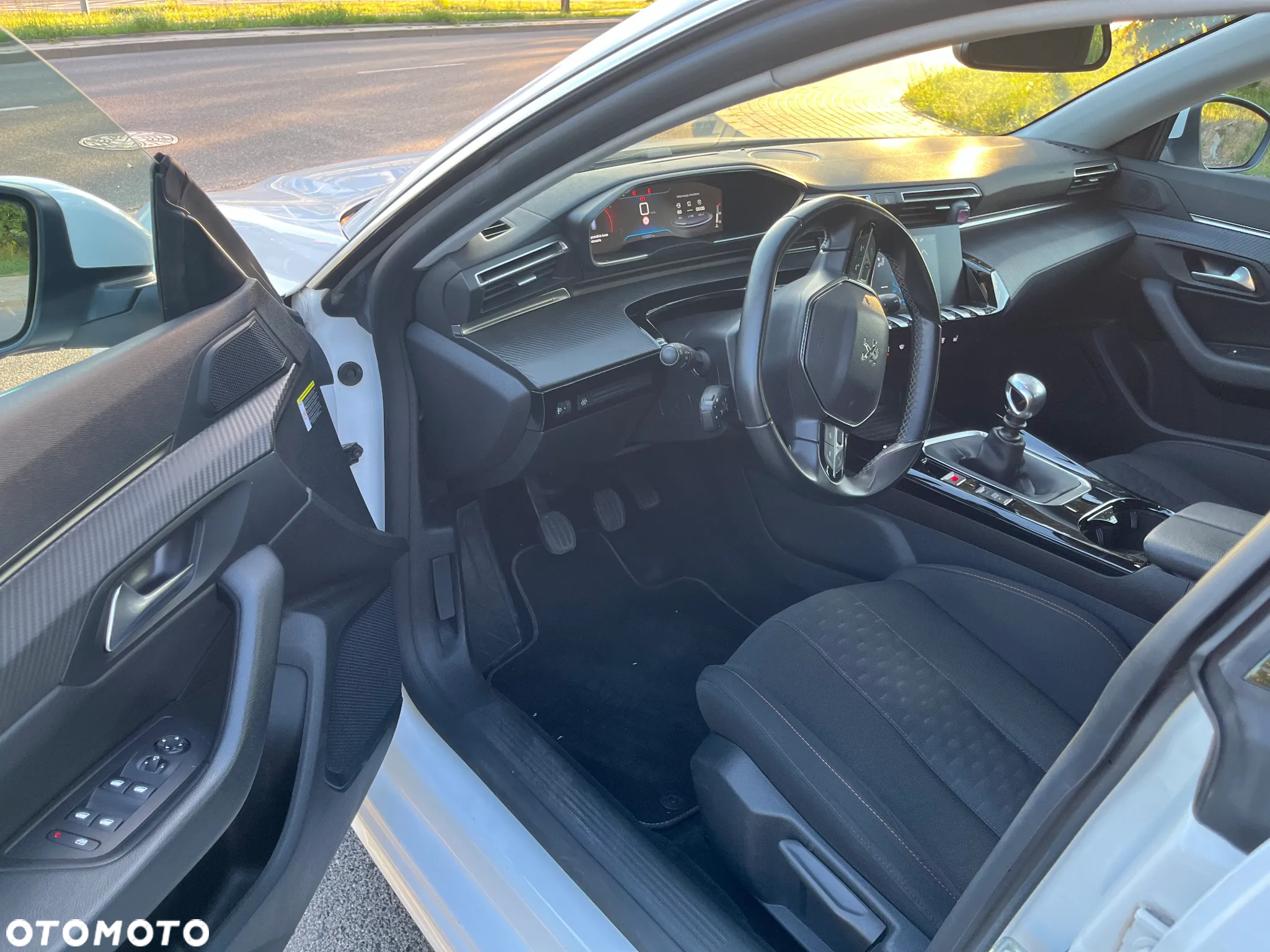Peugeot 508 SW BlueHDi 130 Active Business-Paket - 9