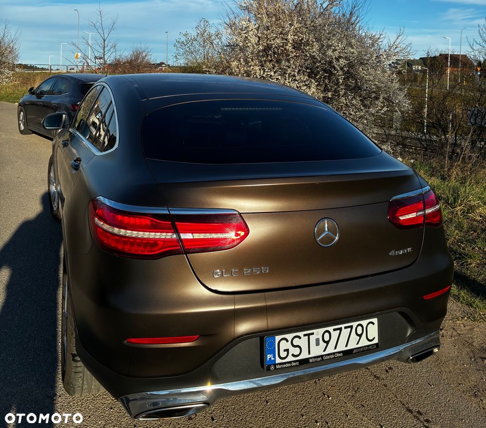 Mercedes-Benz GLC - 1