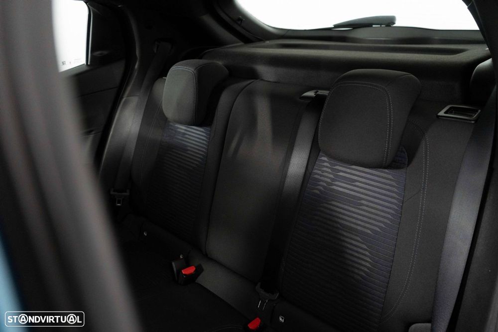 Alfa Romeo Junior 1.2 Intensa eDCT6 - 11