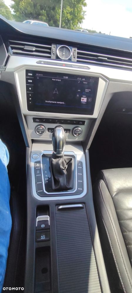 Volkswagen Passat 2.0 TDI SCR 4Mot DSG Highline - 11