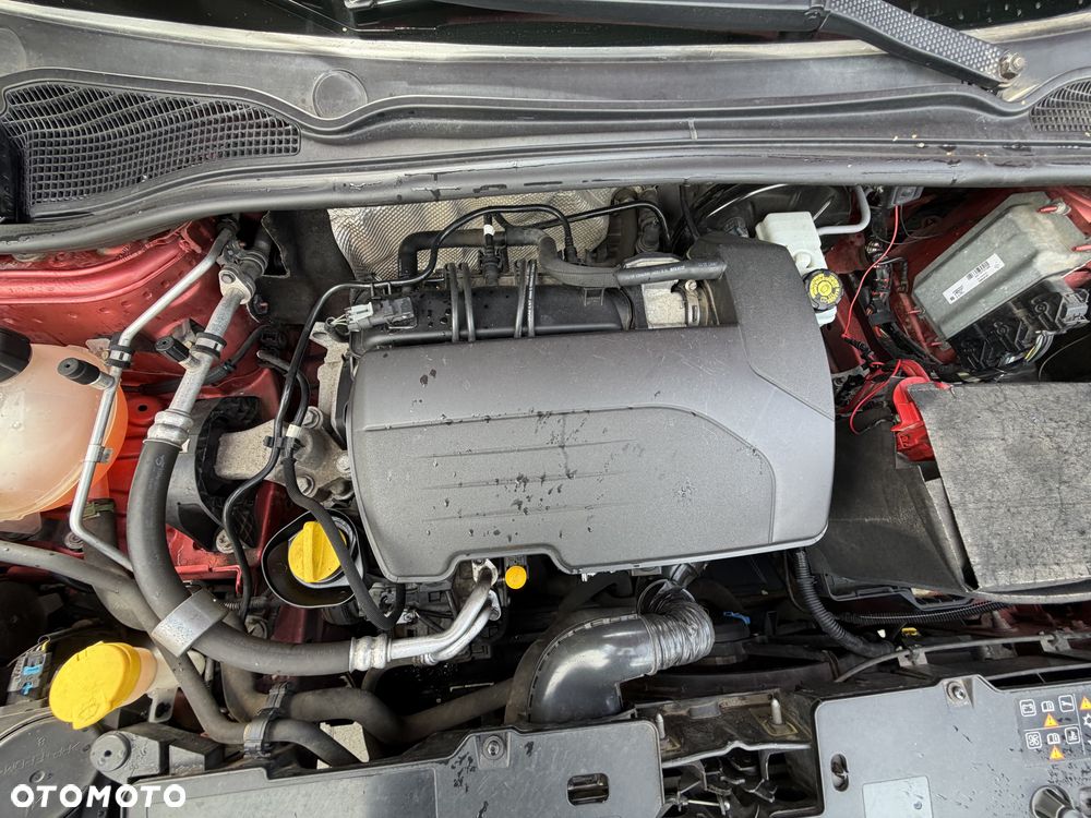 Renault Clio 1.2 16V Limited - 30