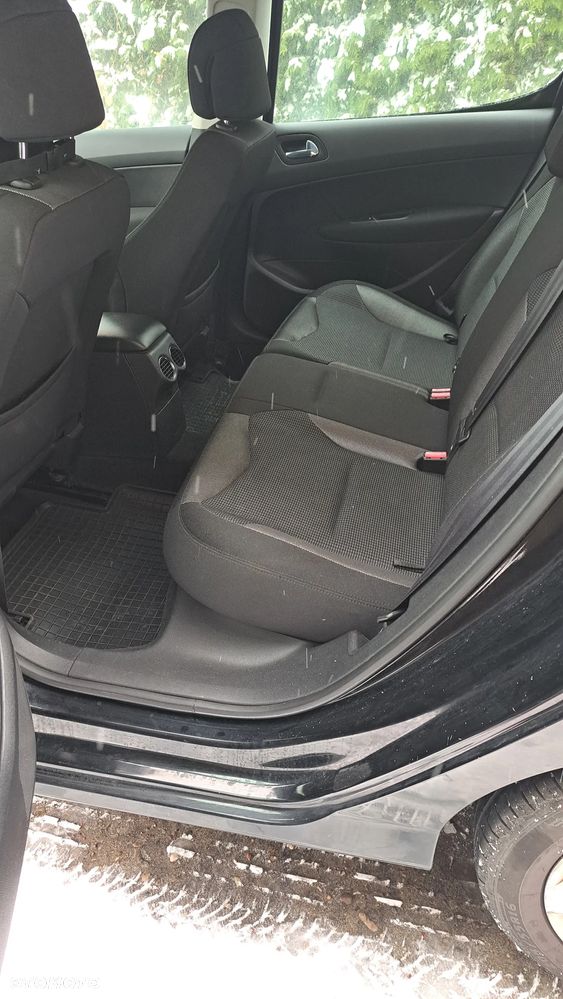 Peugeot 308 1.6 Premium - 6