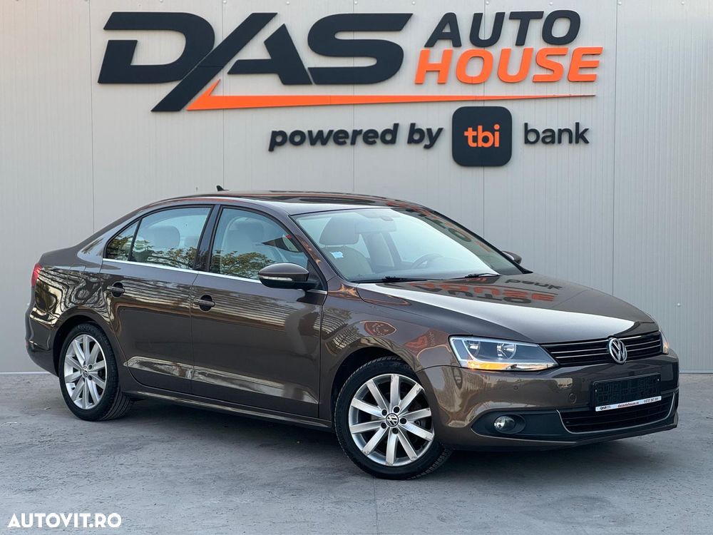 Volkswagen Jetta 1.6 TDI DSG Highline - 3