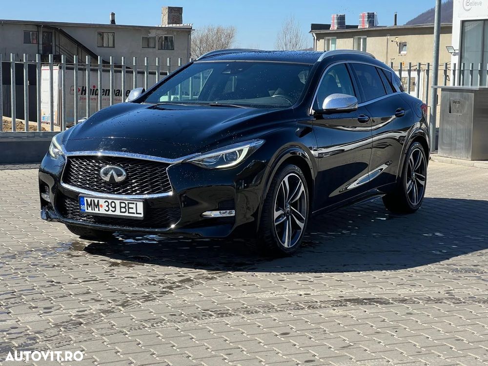 Infiniti Q30 2.2d DCT AWD Sport City Black - 2