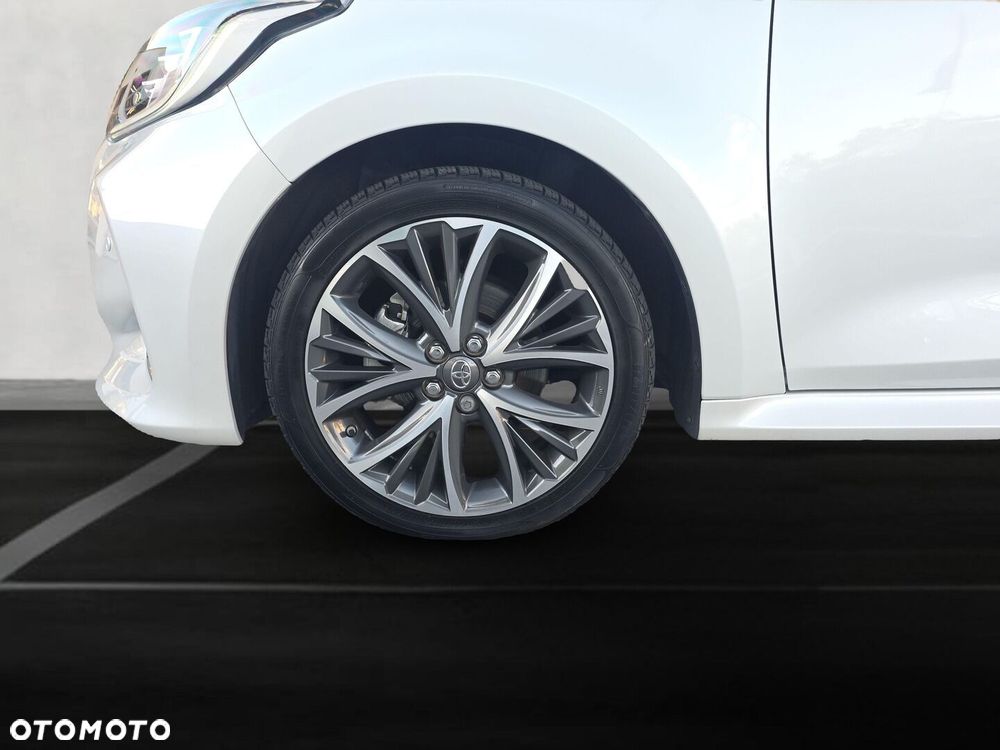 Toyota Yaris - 22