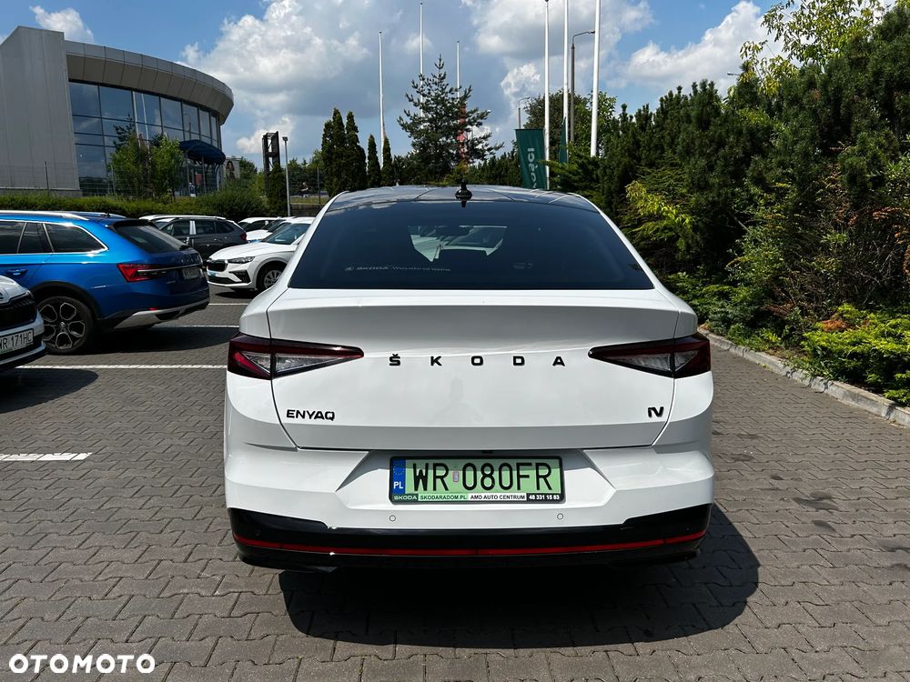 Skoda Enyaq RS 82kWh - 8