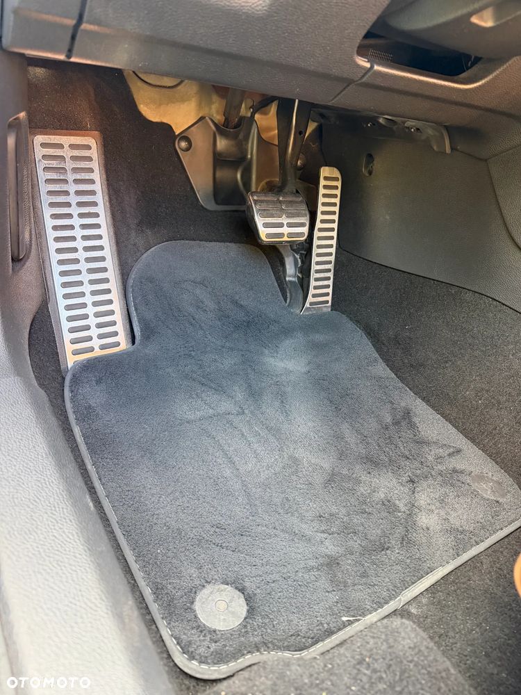 Volkswagen Scirocco - 16