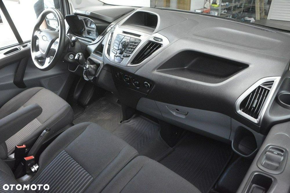 Ford Transit Custom - 19
