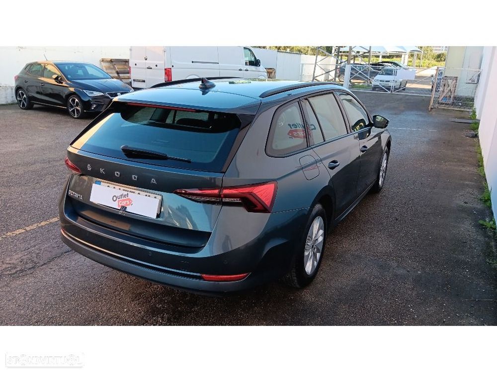 Skoda Octavia Break 2.0 TDI Ambition DSG - 5