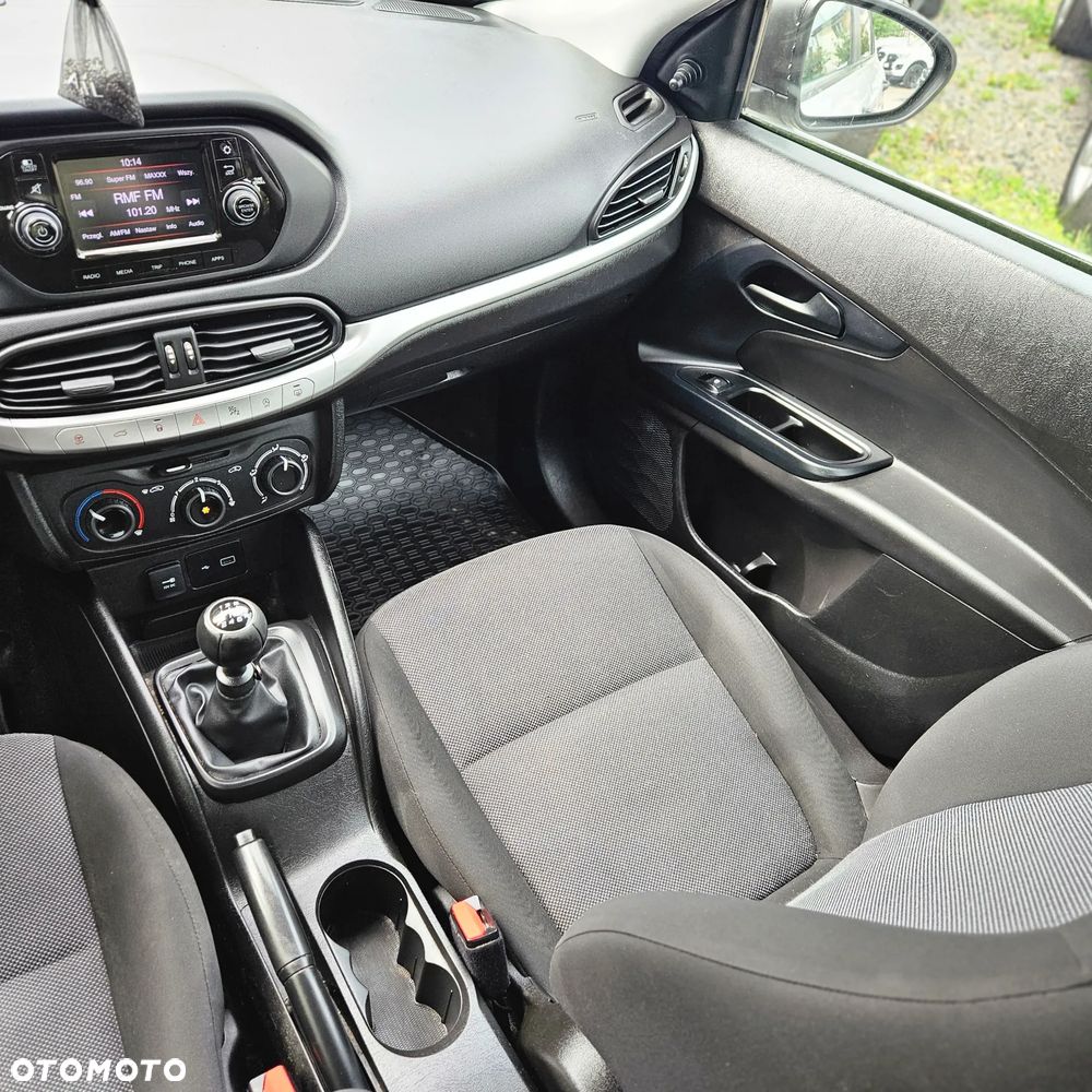 Fiat Tipo 1.4 Classic - 17