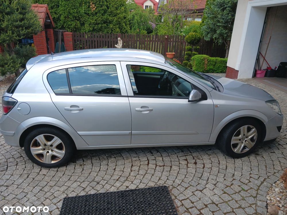 Opel Astra 1.3 CDTI Cosmo - 7