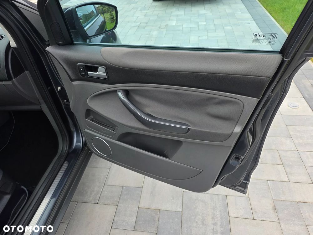 Ford Kuga 2.0 TDCi 4x4 White Magic - 18