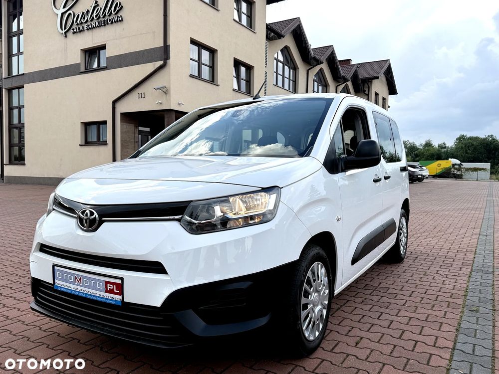 Toyota Proace City Verso 1.2 D-4T Combi - 32