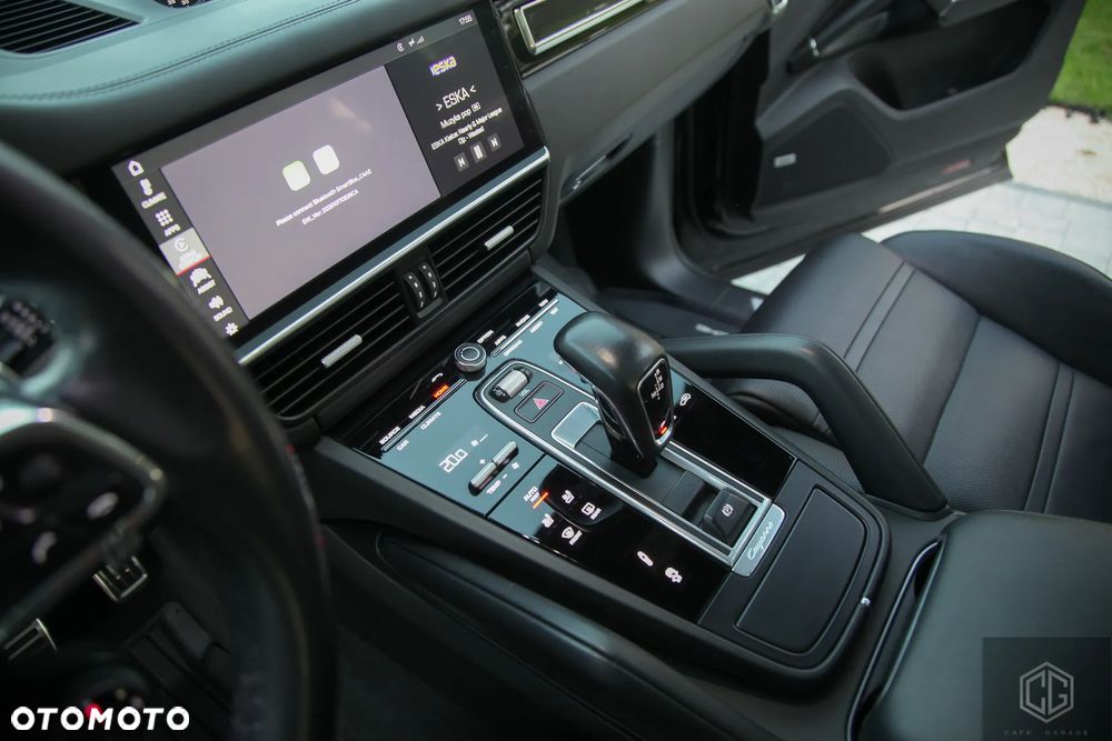 Porsche Cayenne - 13