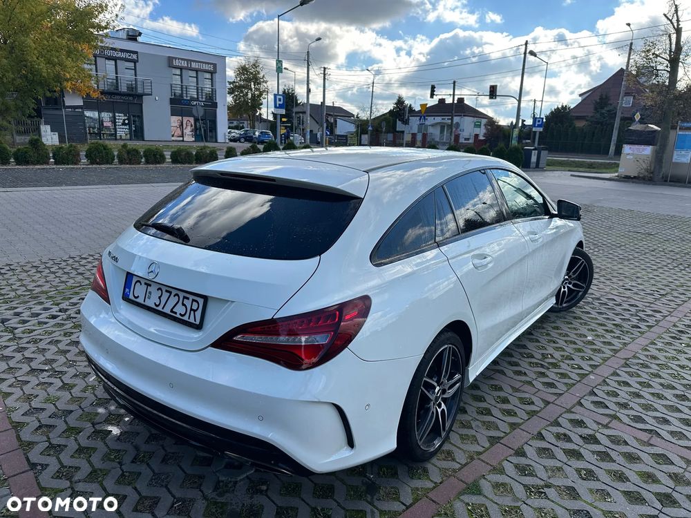 Mercedes-Benz CLA 200 7G-DCT AMG Line - 9
