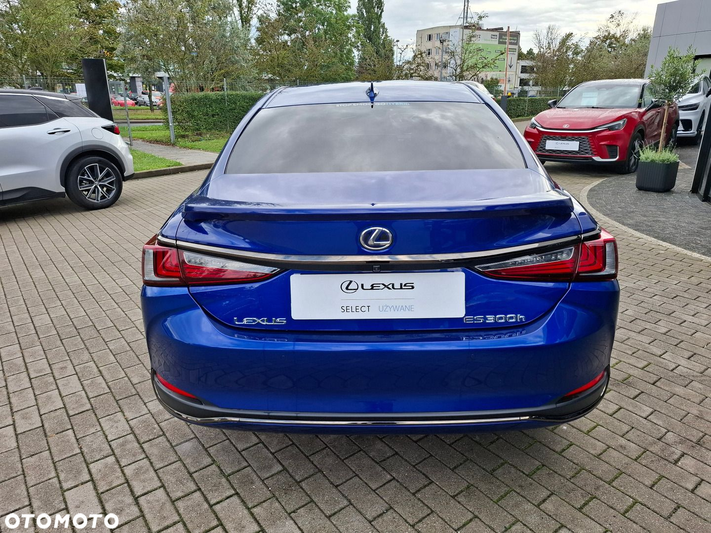 Lexus ES 300h F Sport Edition - 4