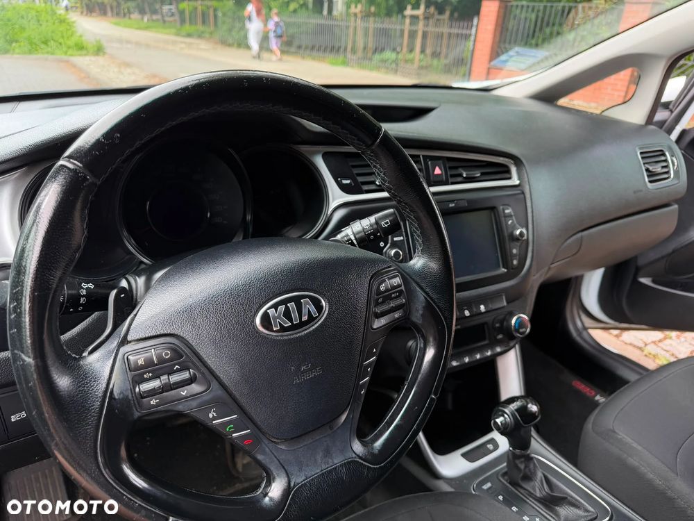 Kia Ceed 1.6 CRDi M DCT - 9