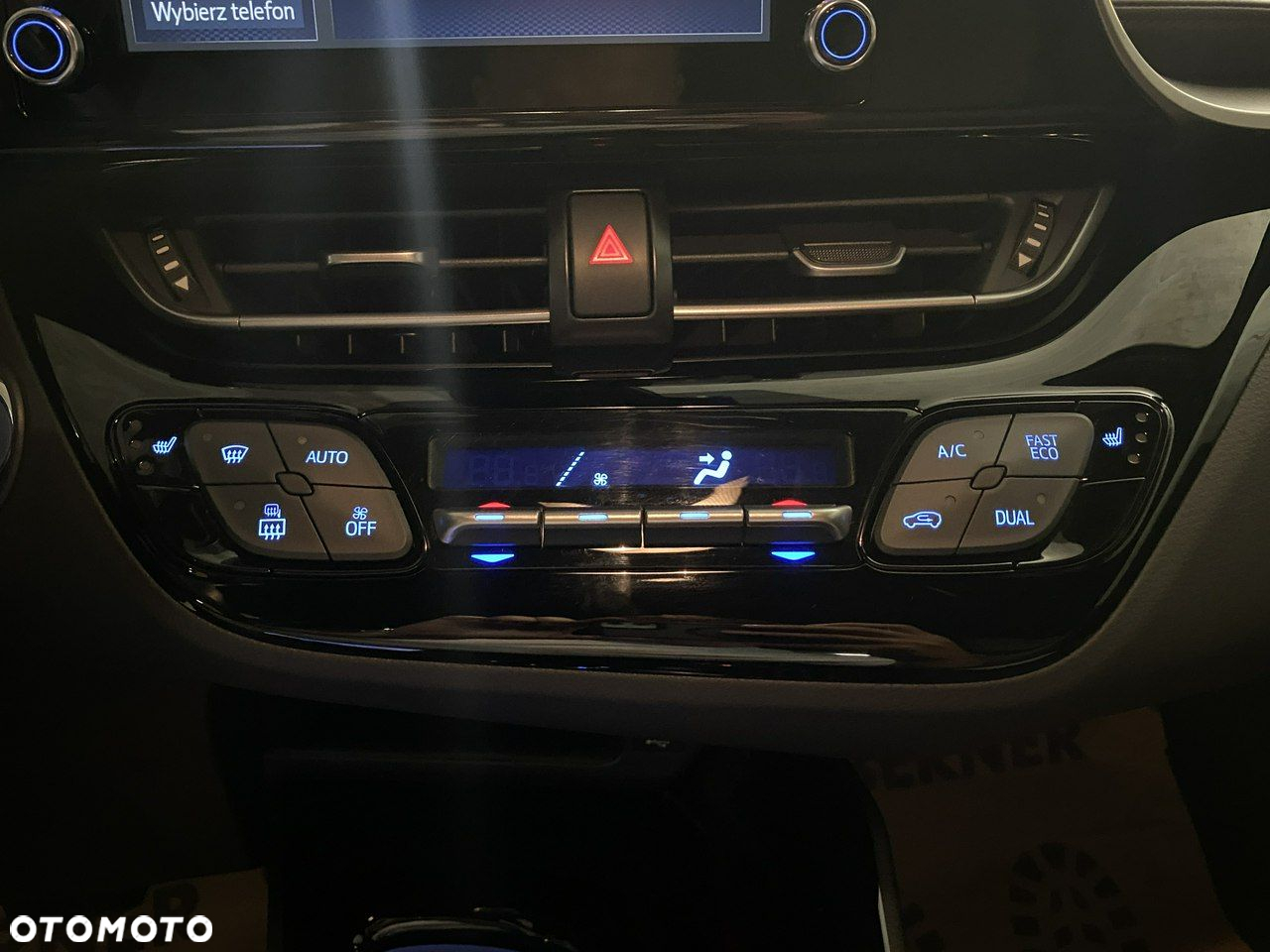 Toyota C-HR - 21
