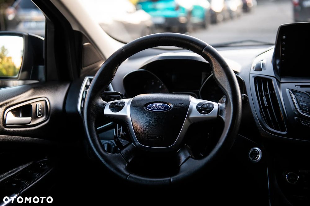 Ford Kuga 2.0 TDCi 4x4 Titanium - 34