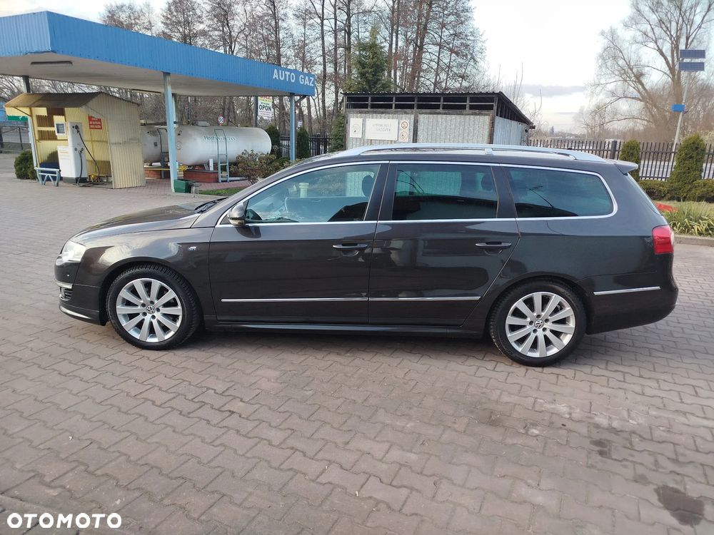 Volkswagen Passat 2.0 Blue TDI DPF Sportline - 8