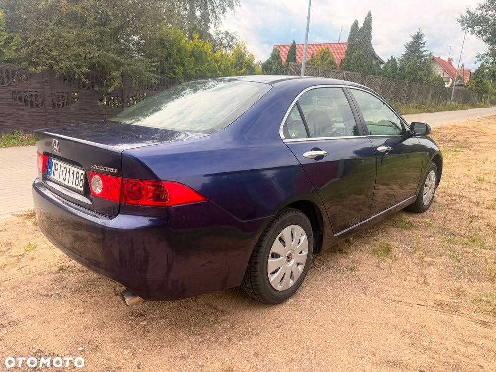 Honda Accord - 4