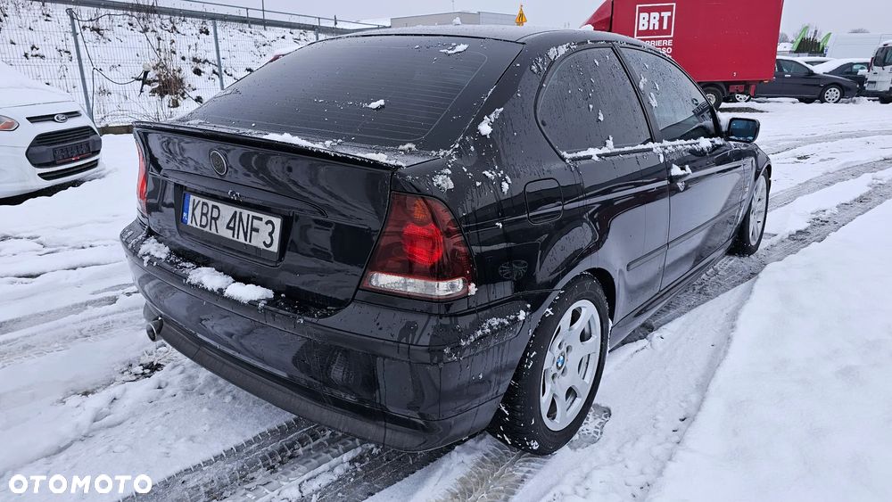 BMW Seria 3 325i - 7