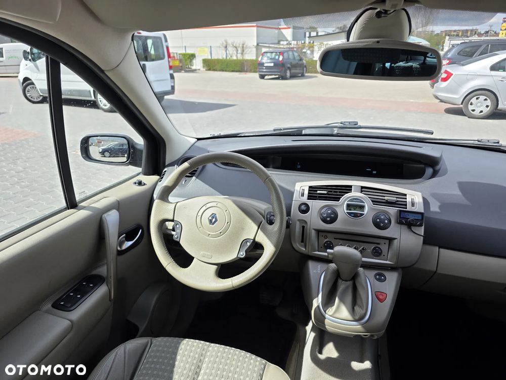 Renault Scenic 1.6 16V Authentique Privilege - 6