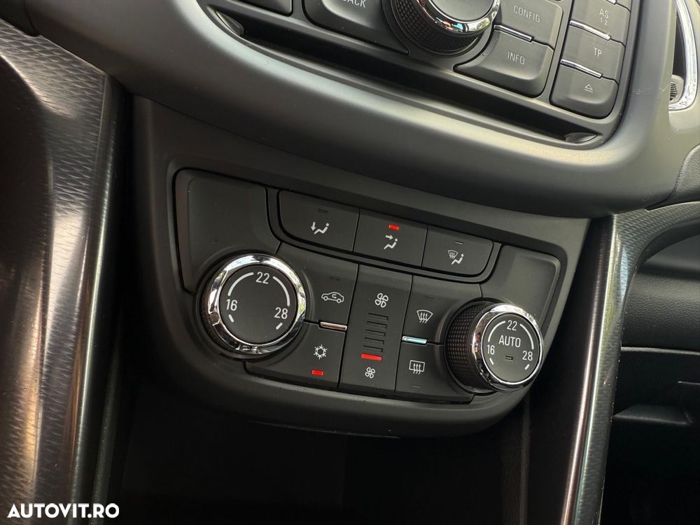 Opel Zafira Tourer 2.0 CDTI ECOTEC Cosmo - 9